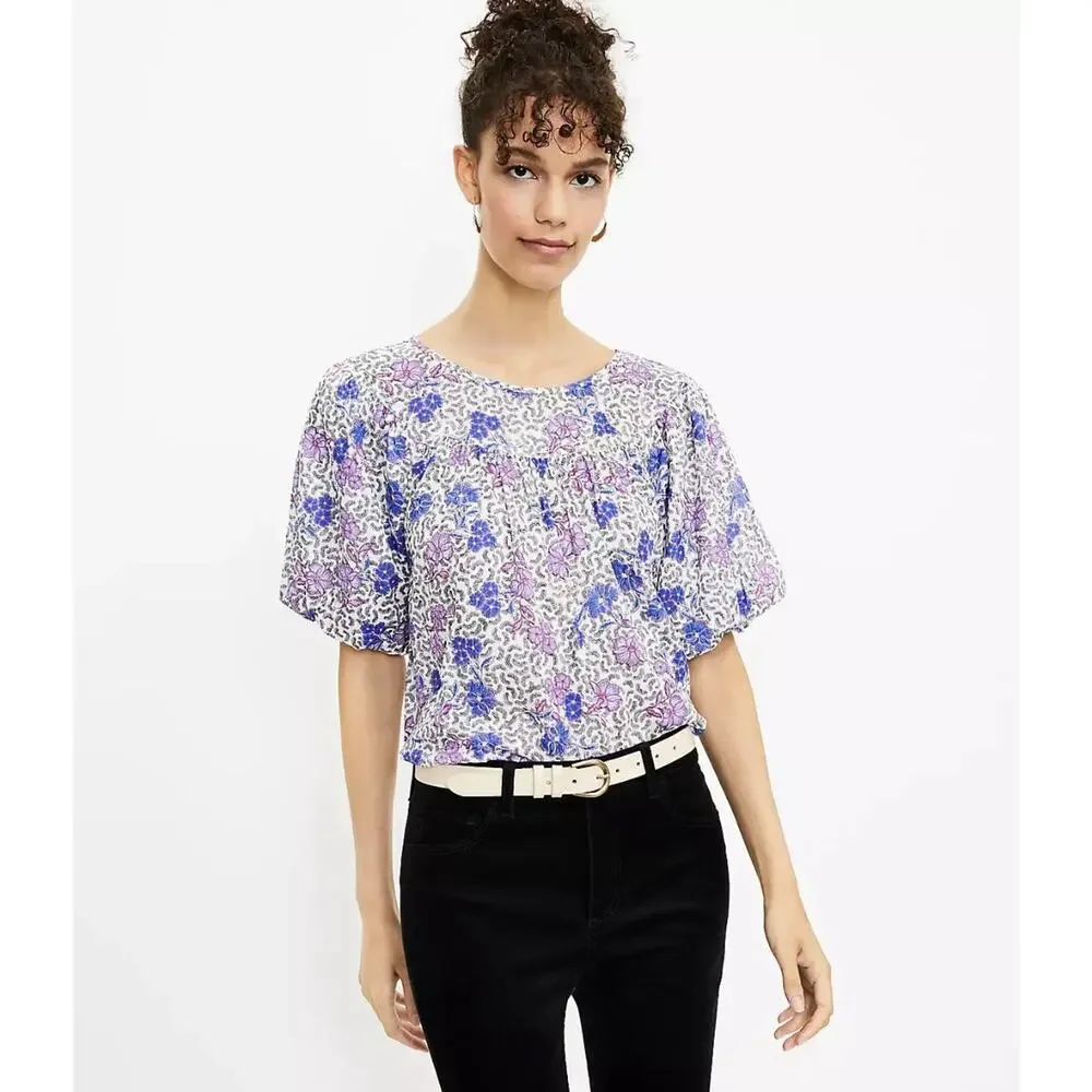 LOFT Purple Floral Print Shirred Yoke Top Puff Sleeve Lightweight Size Small EUC